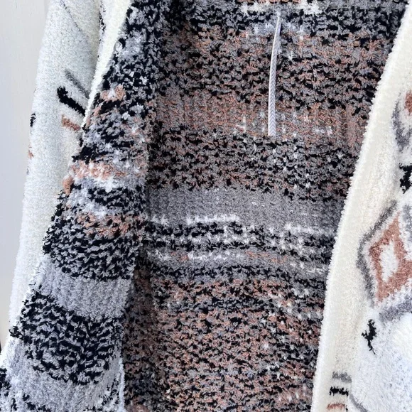 Super soft fuzzy cardigan - Picture 5 of 5